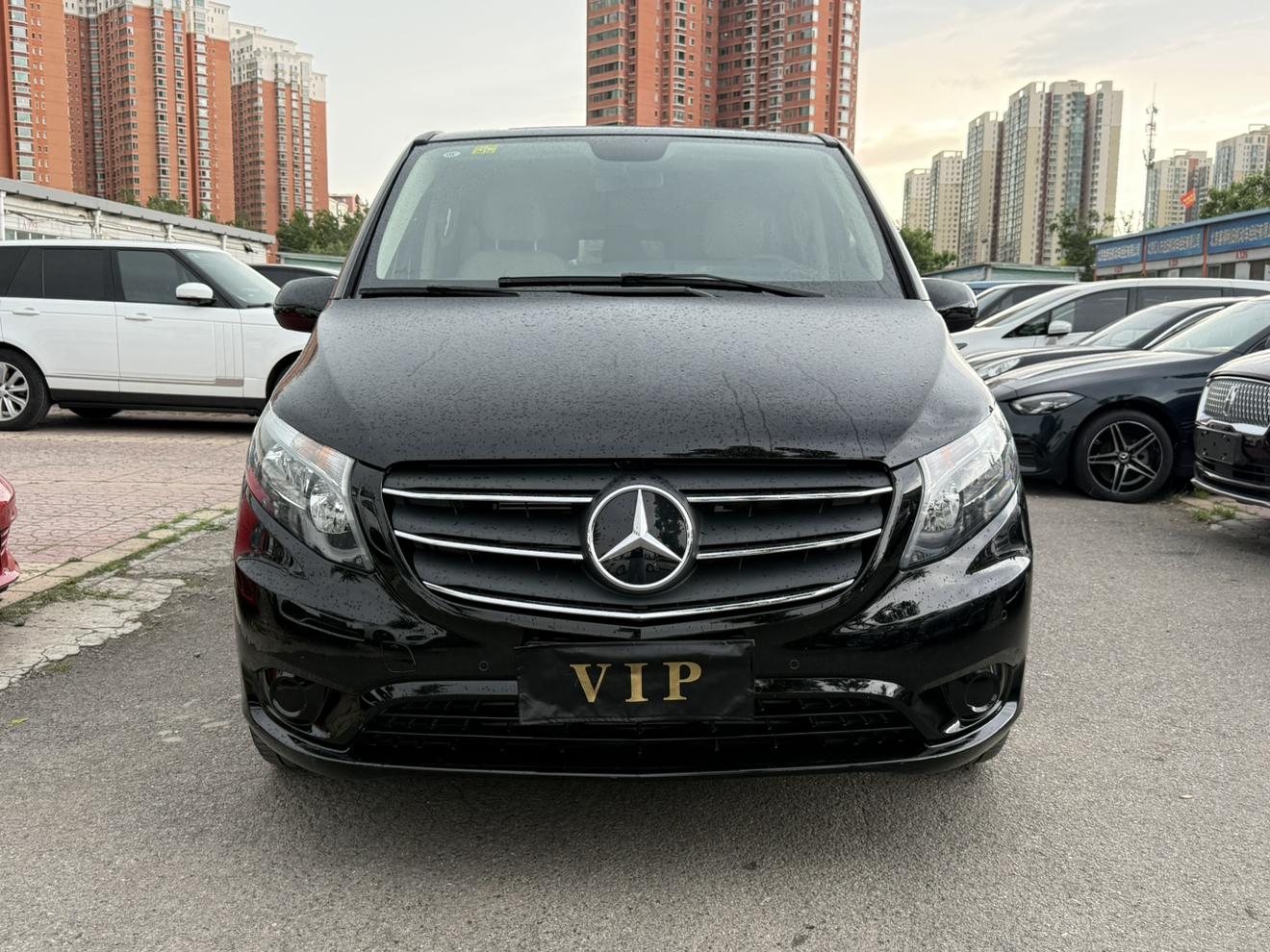 Mercedes-Benz Vito