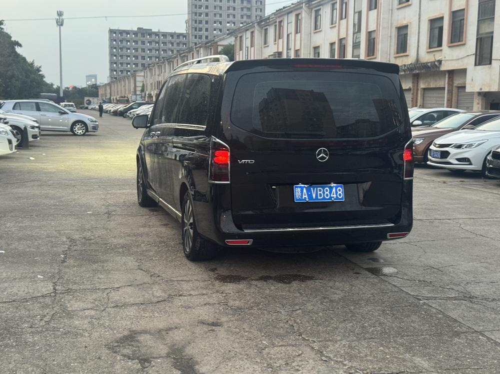 Mercedes-Benz Vito