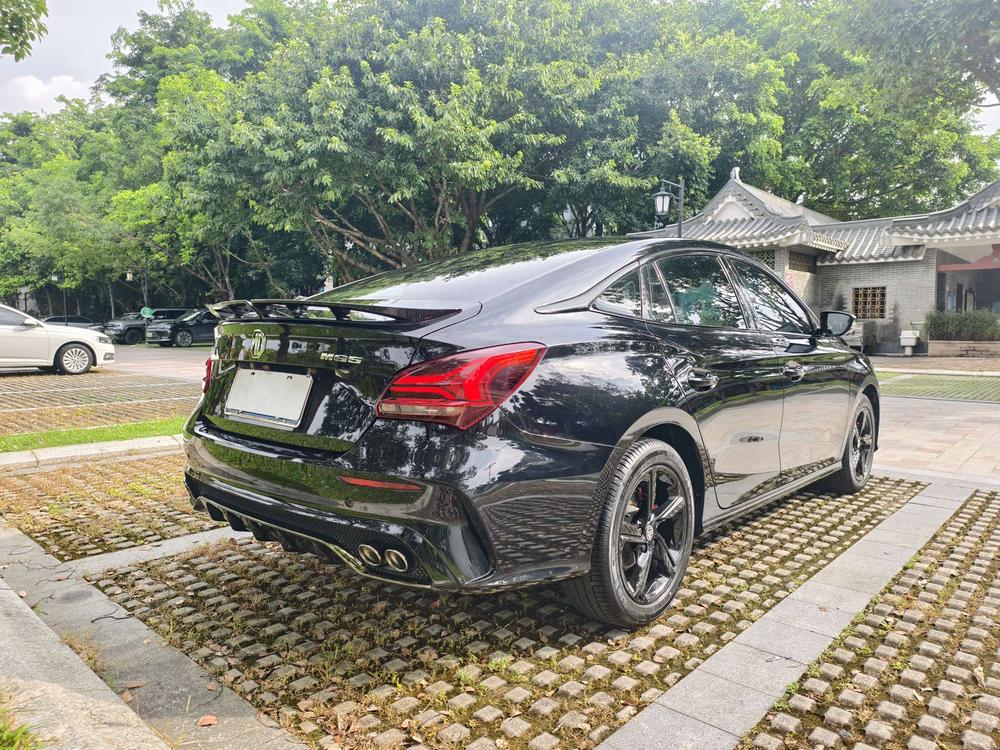 MG MG 5 Scorpio