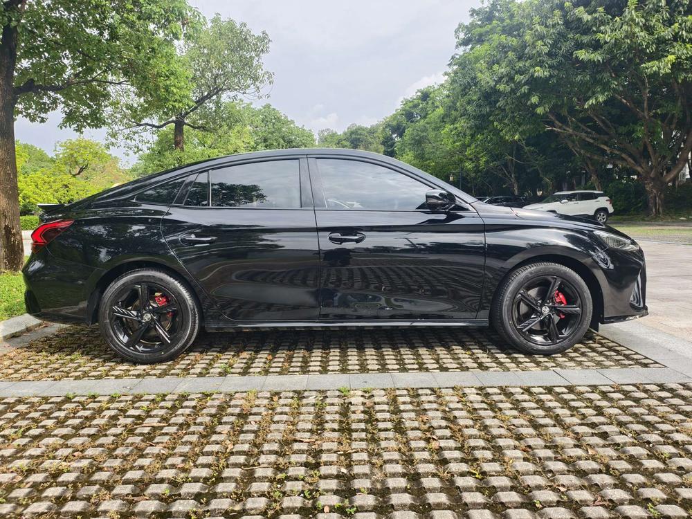MG MG 5 Scorpio