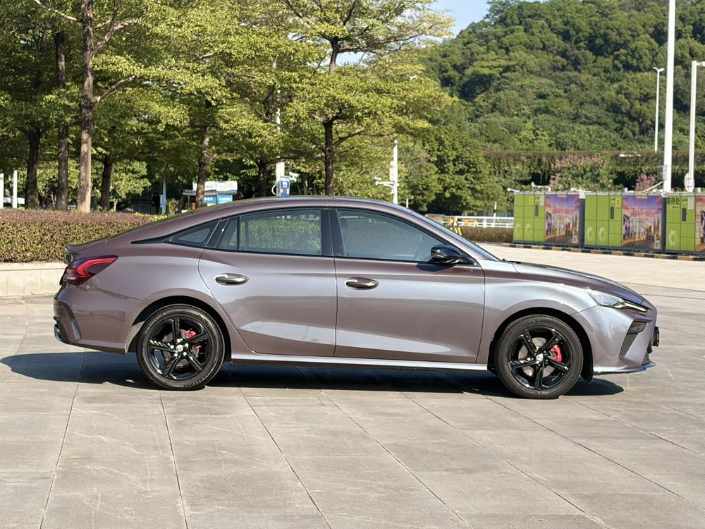 MG MG 5 Scorpio