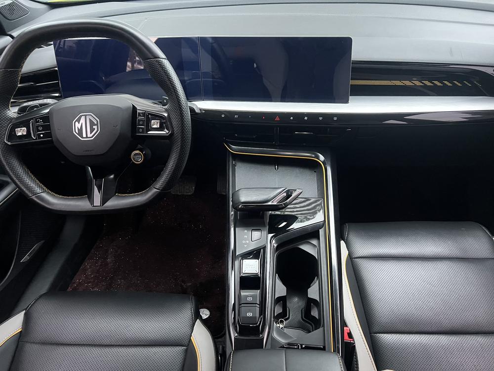 MG MG 5 Scorpio