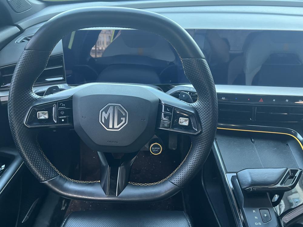 MG MG 5 Scorpio
