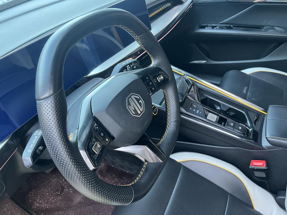MG MG 5 Scorpio