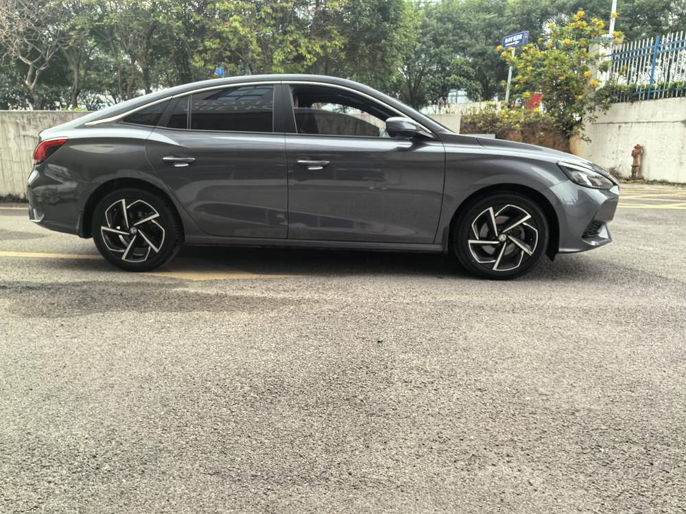MG MG 5