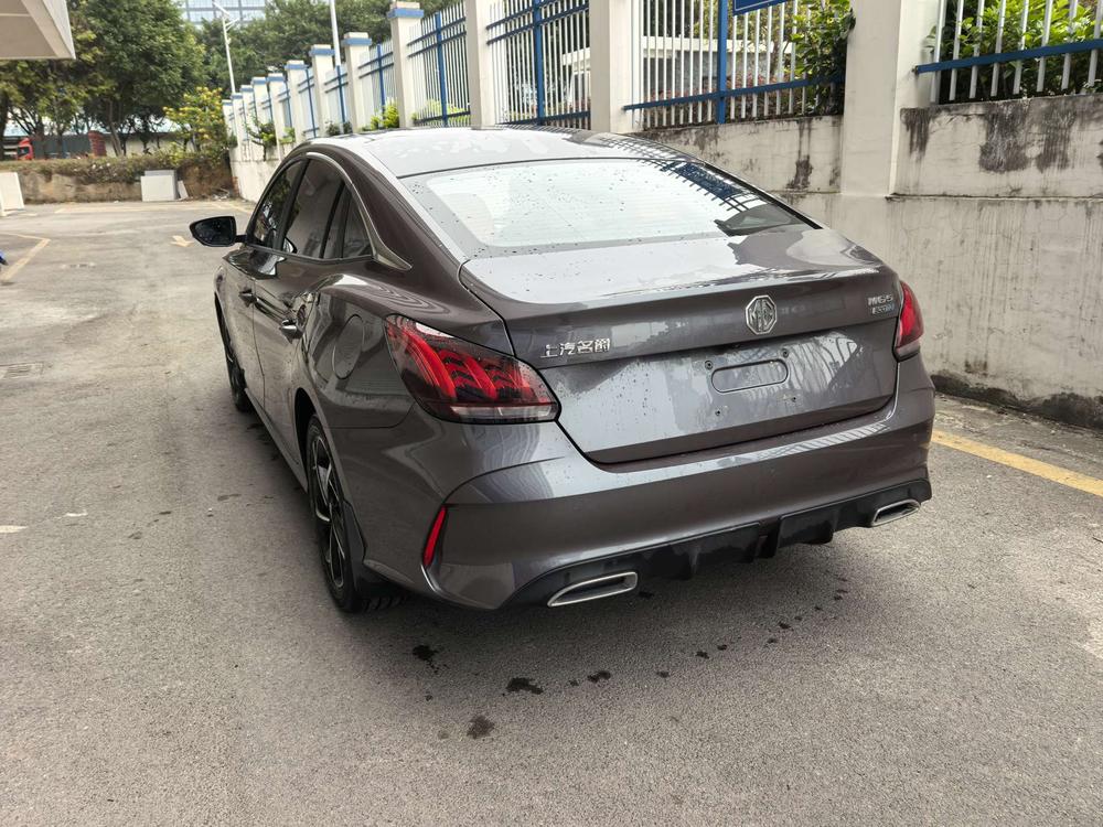 MG MG 5
