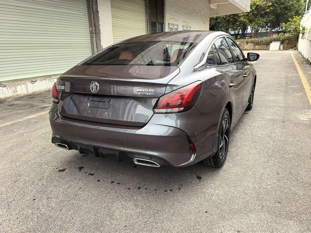 MG MG 5