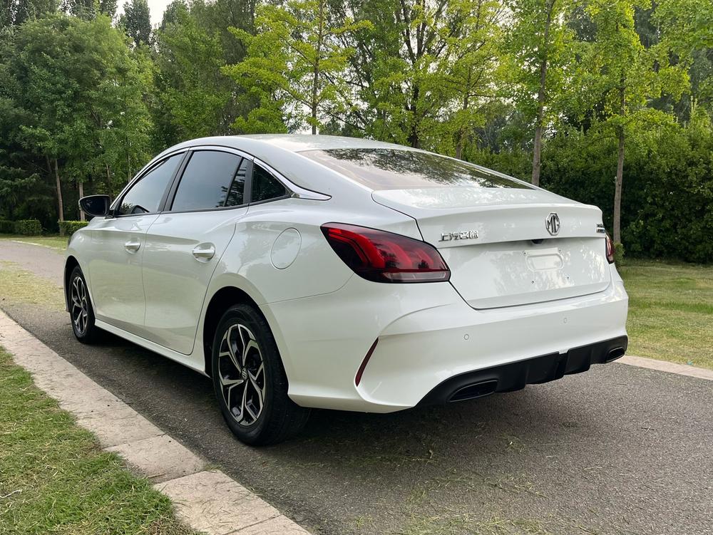 MG MG 5