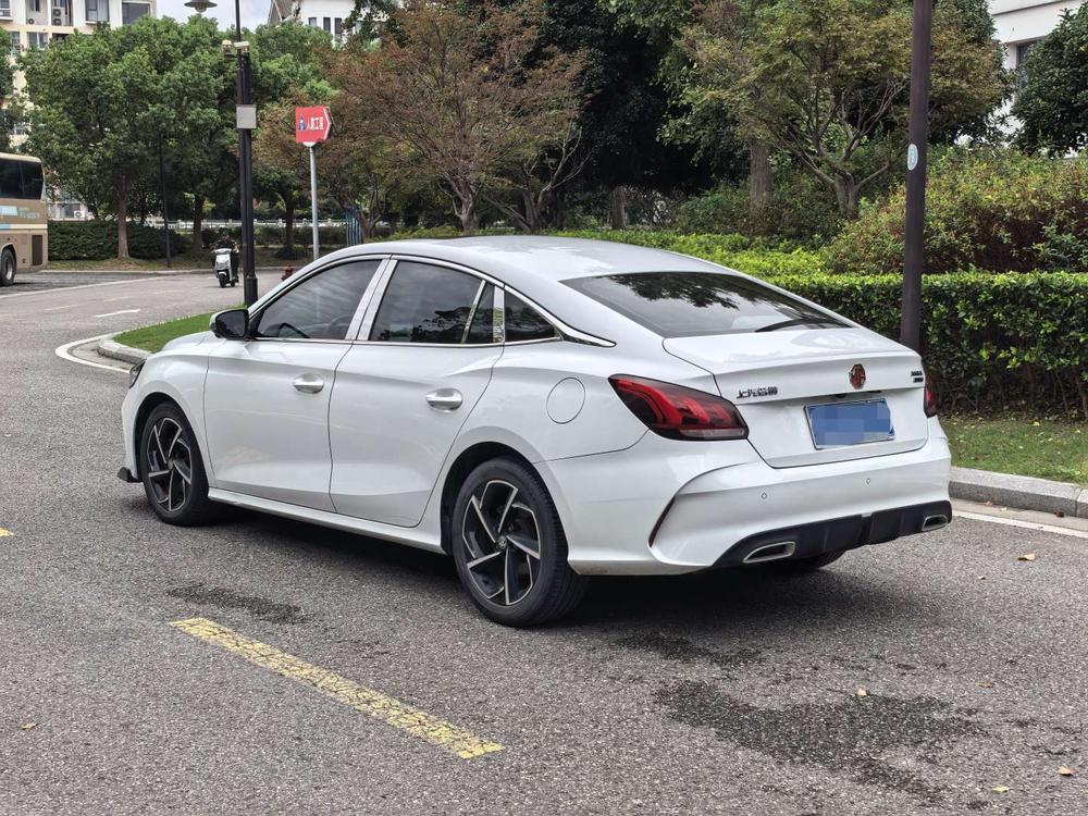 MG MG 5