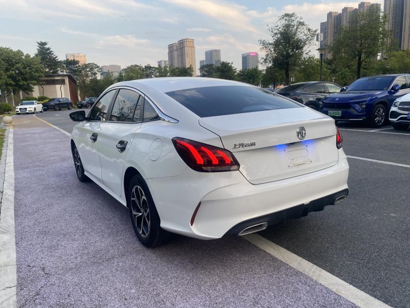 MG MG 5