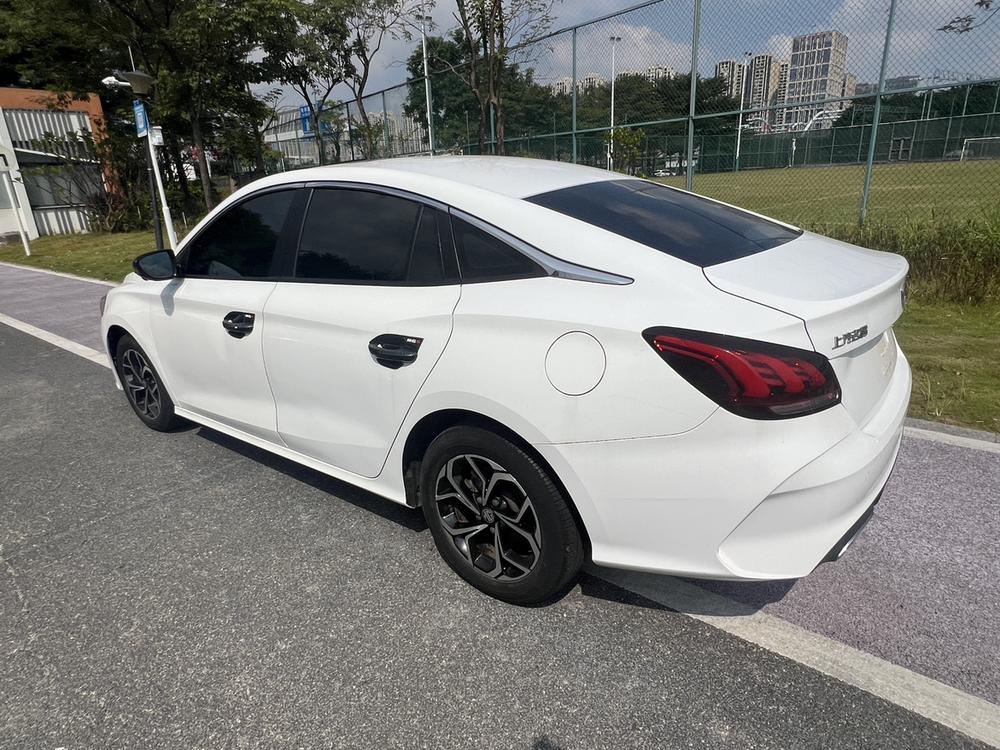 MG MG 5