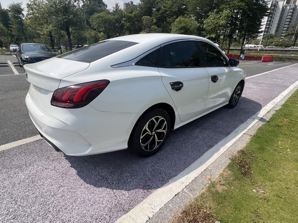 MG MG 5