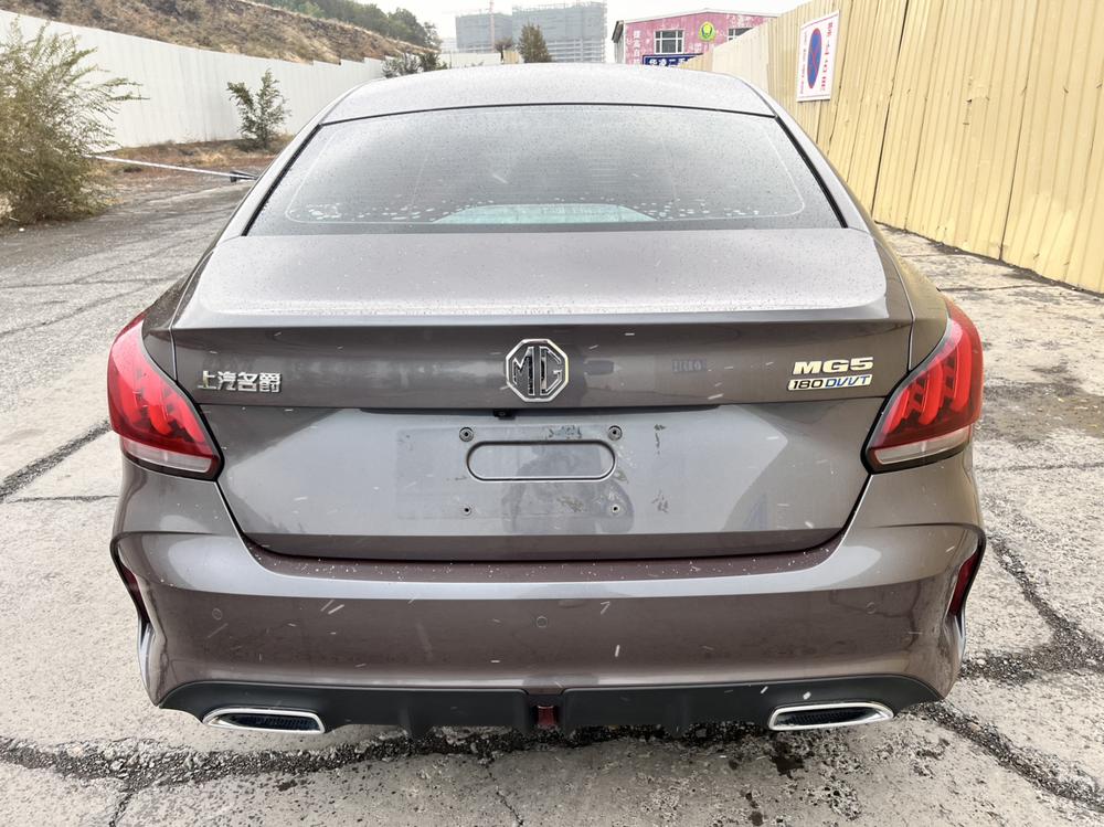 MG MG 5