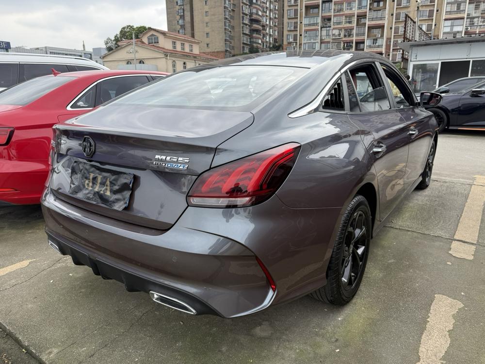 MG MG 5