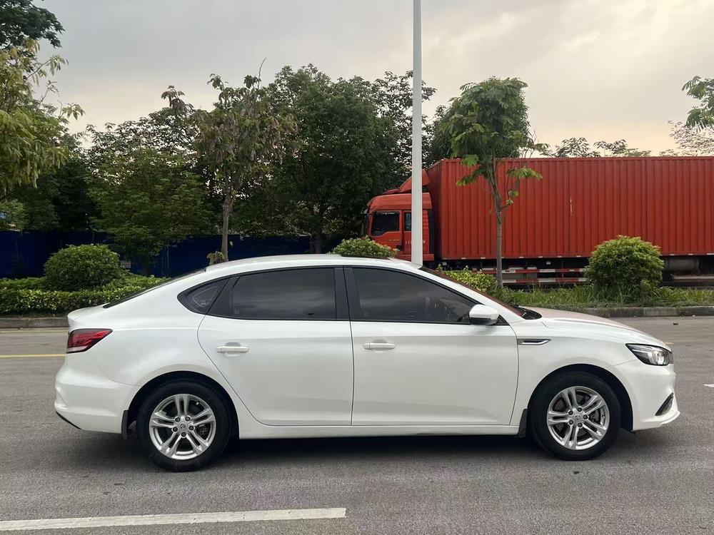 MG MG 6