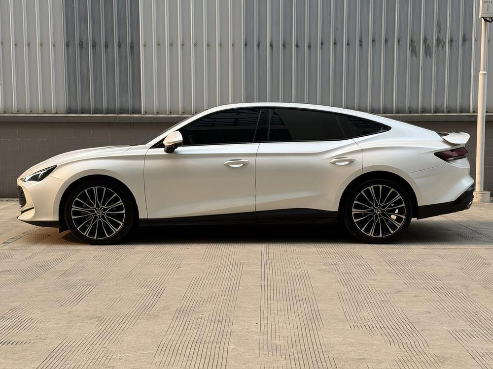 MG MG 7