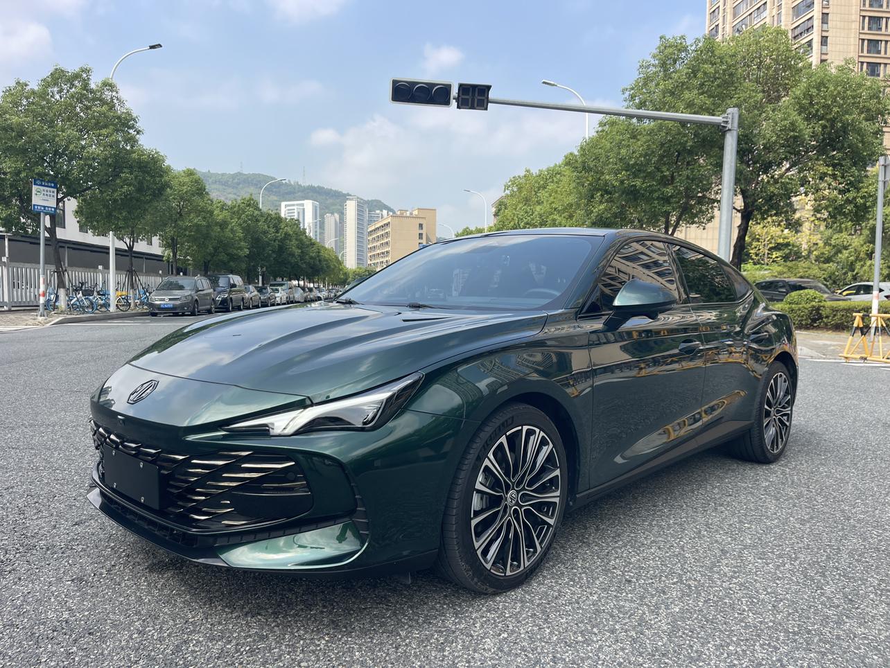 MG MG 7