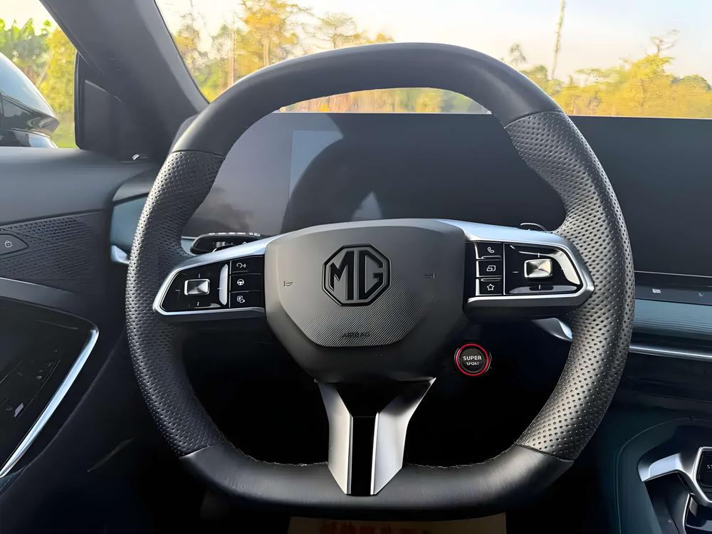 MG MG 7