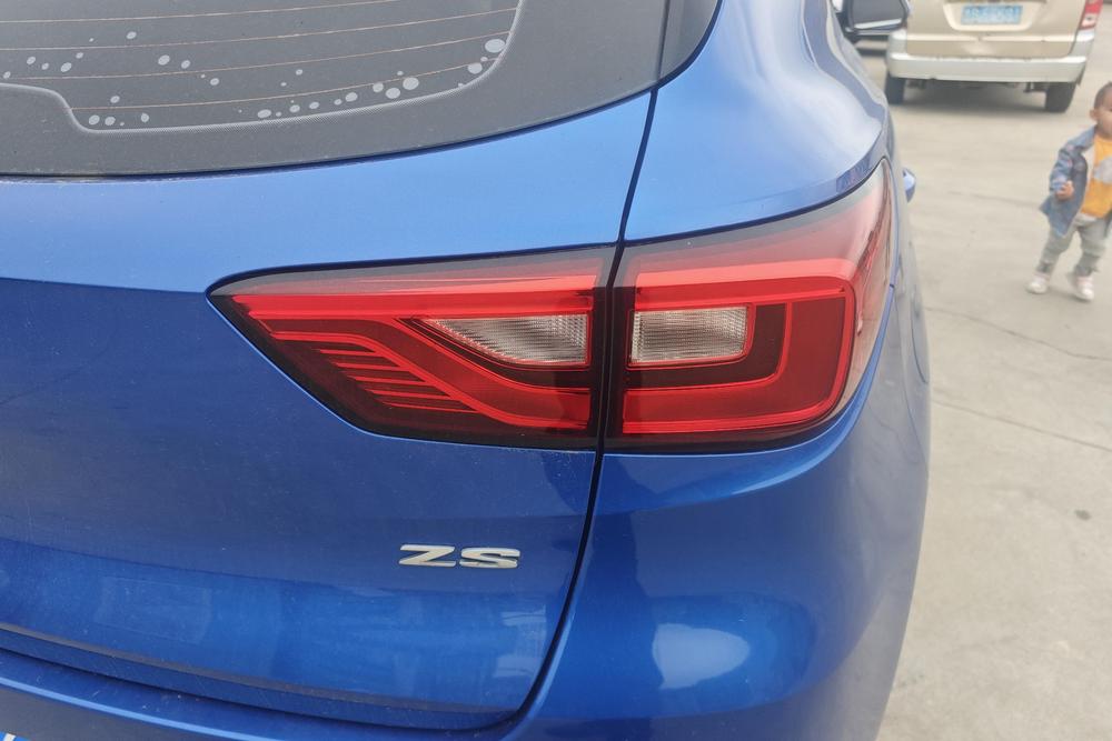 MG MG ZS