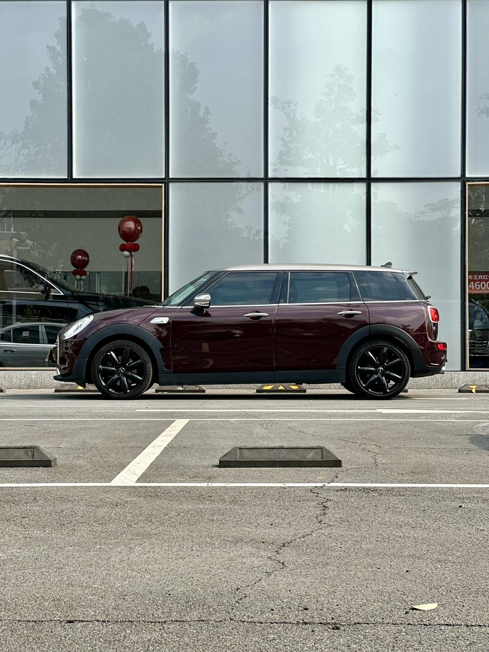 MINI MINI CLUBMAN
