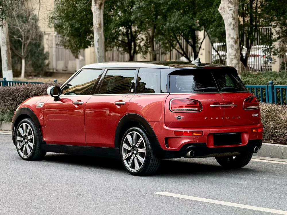 MINI MINI CLUBMAN