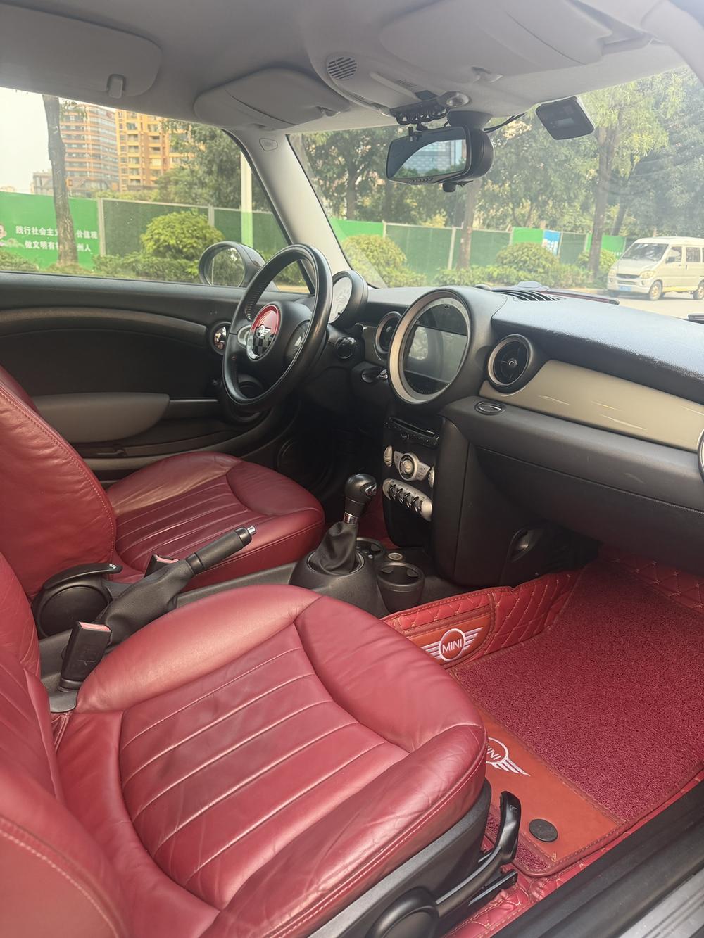 MINI MINI CLUBMAN