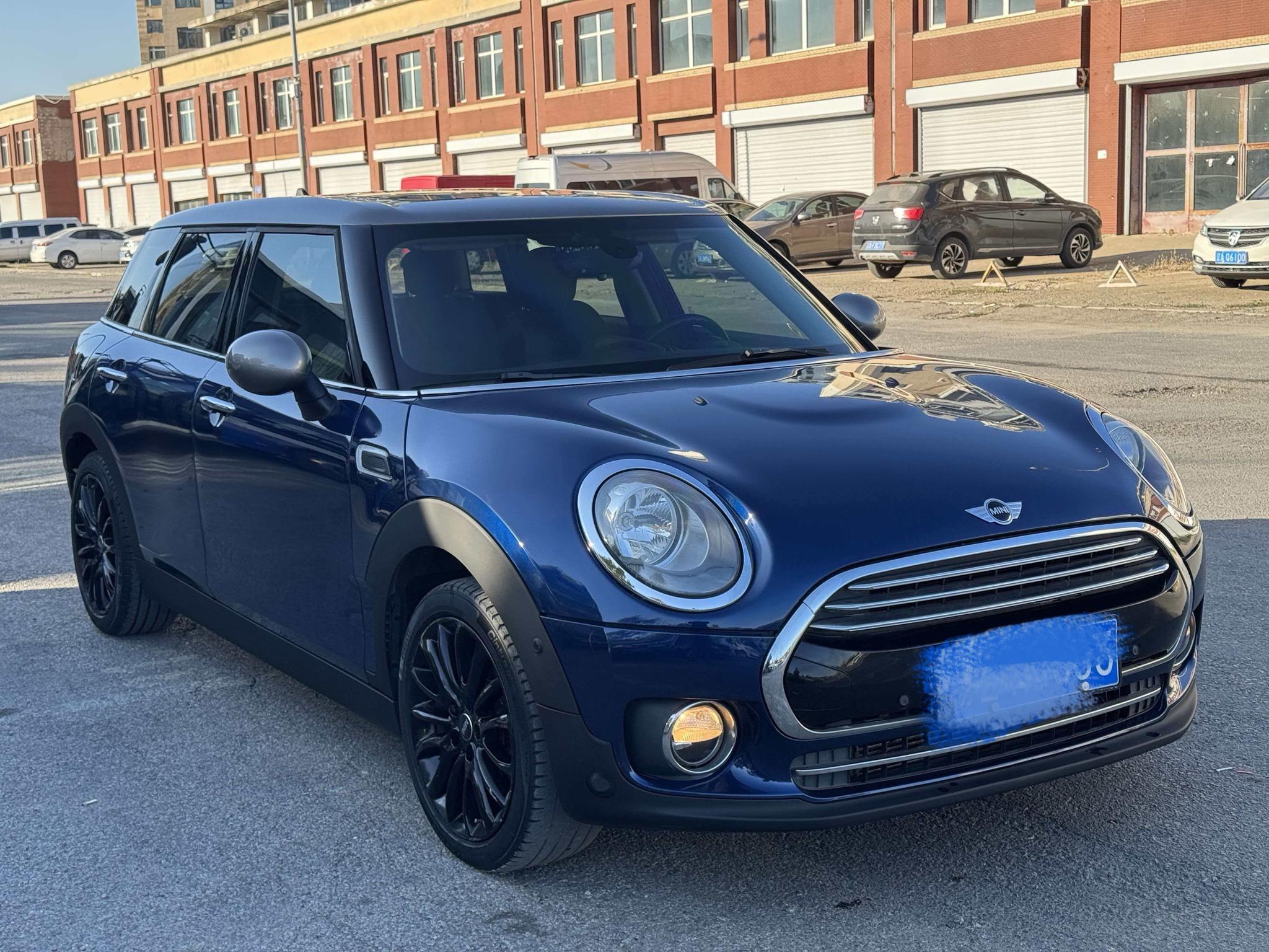 MINI MINI CLUBMAN