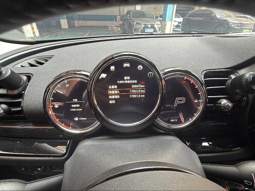 MINI MINI CLUBMAN