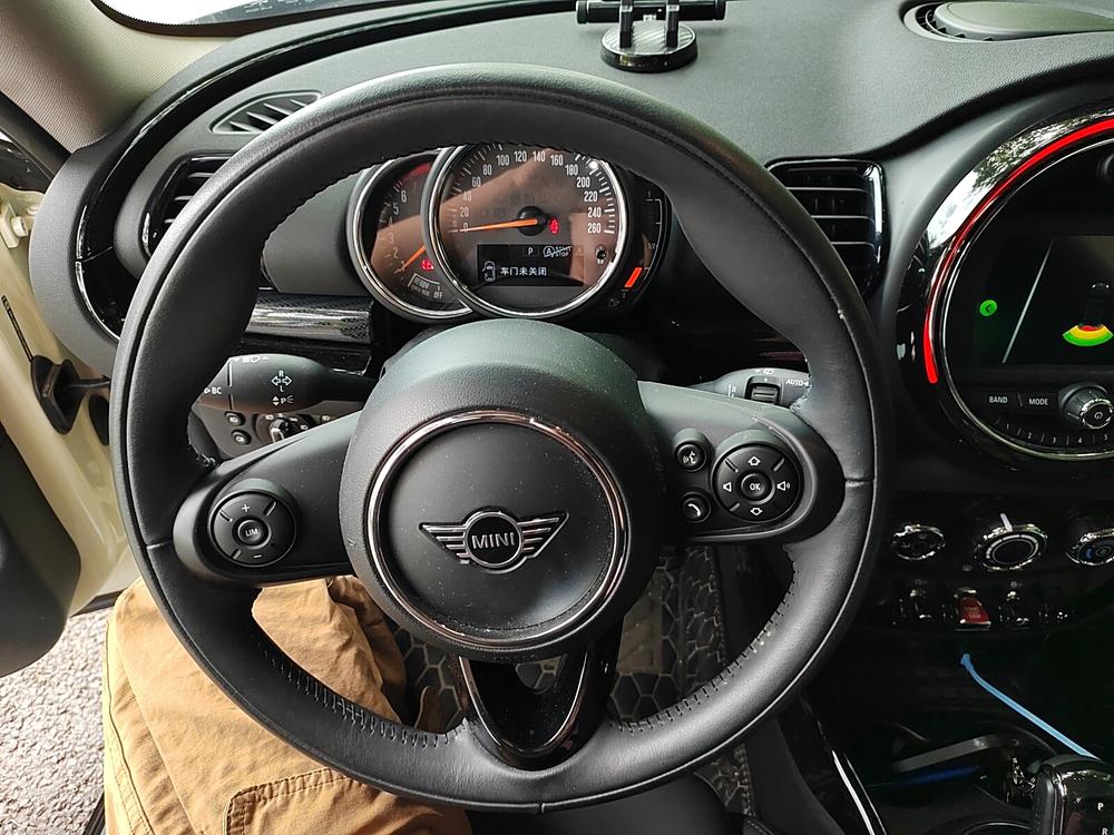 MINI MINI CLUBMAN
