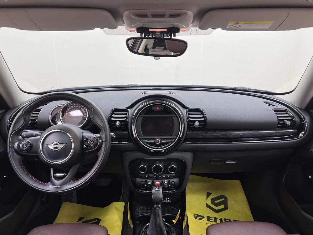MINI MINI CLUBMAN