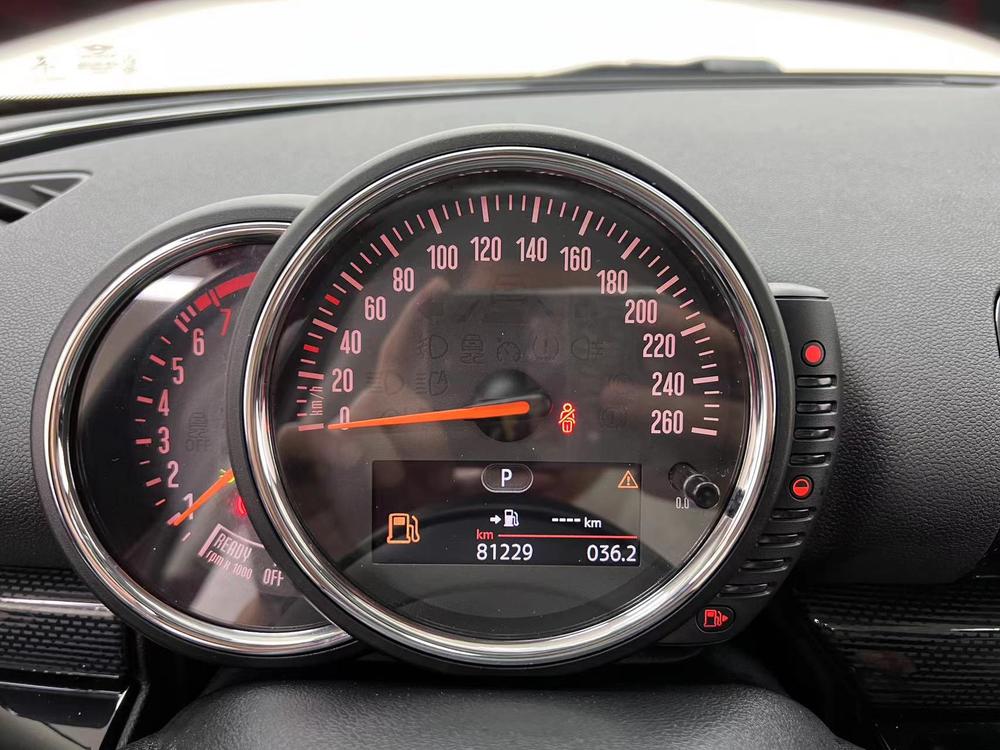 MINI MINI CLUBMAN