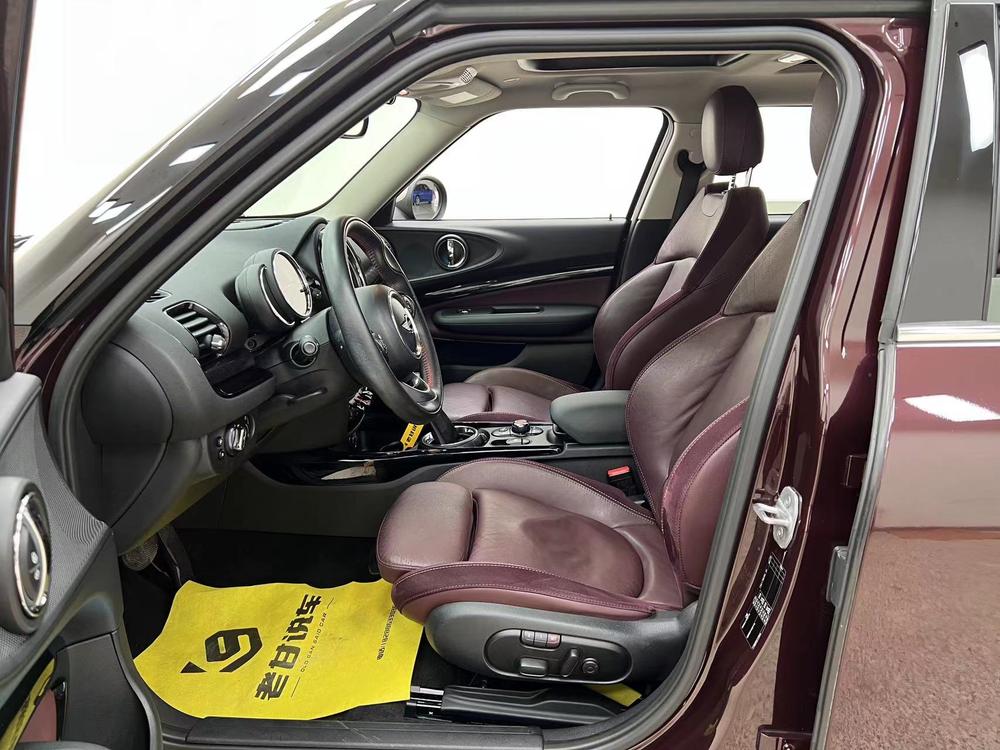 MINI MINI CLUBMAN