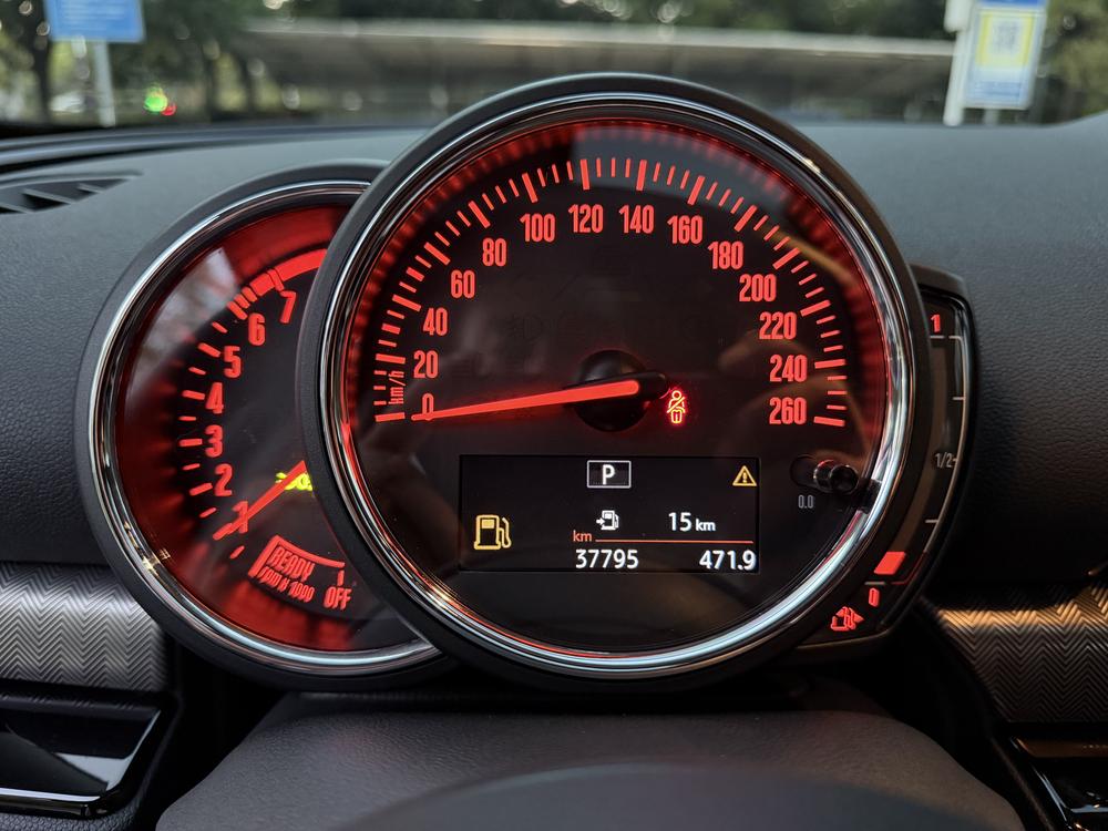 MINI MINI CLUBMAN