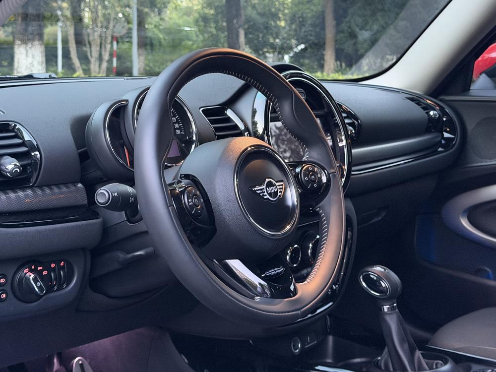 MINI MINI CLUBMAN