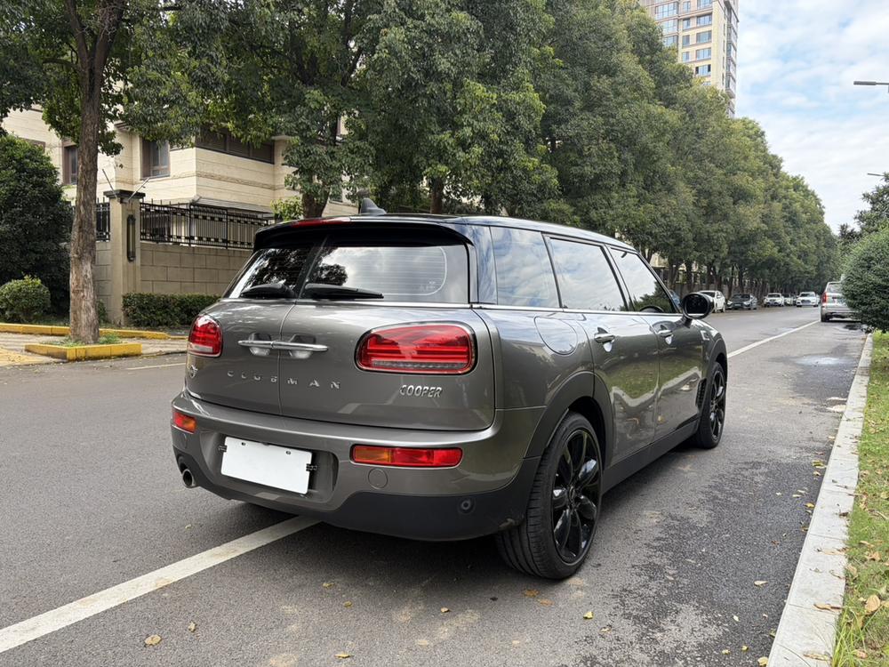 MINI MINI CLUBMAN