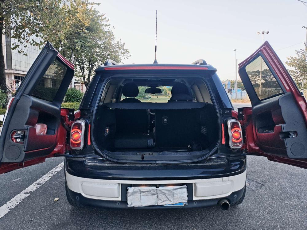 MINI MINI CLUBMAN