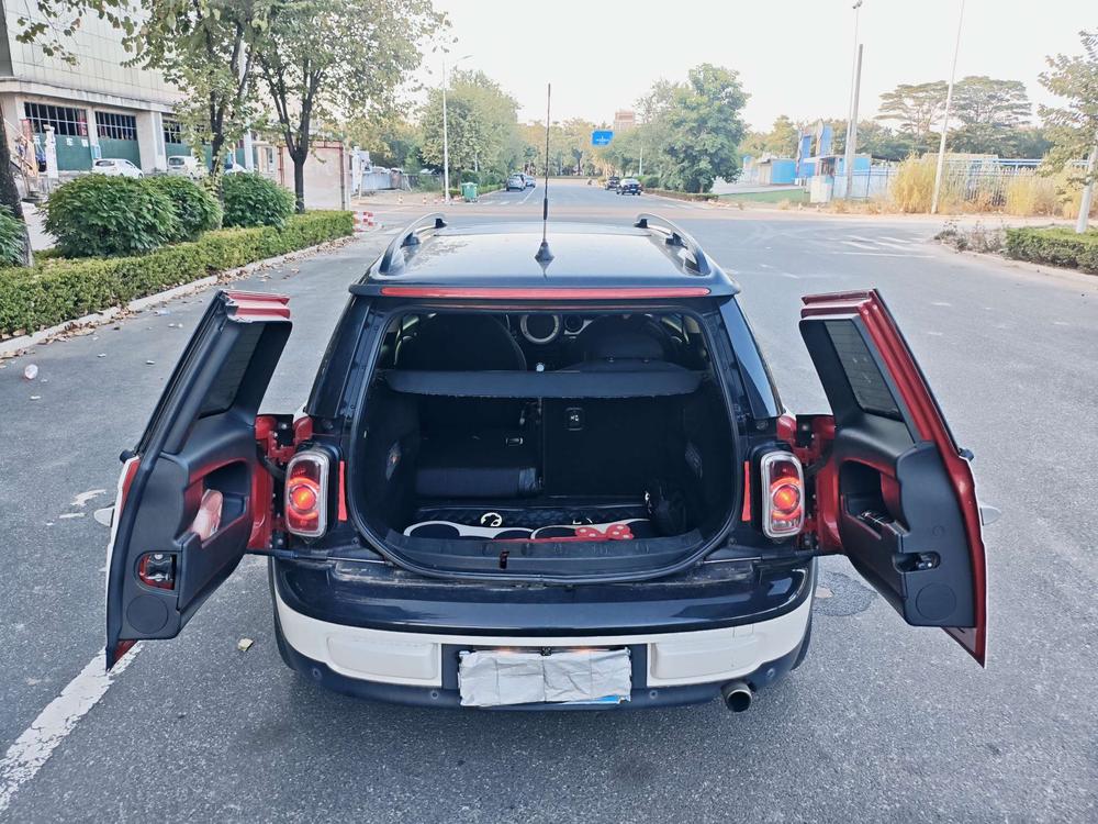 MINI MINI CLUBMAN