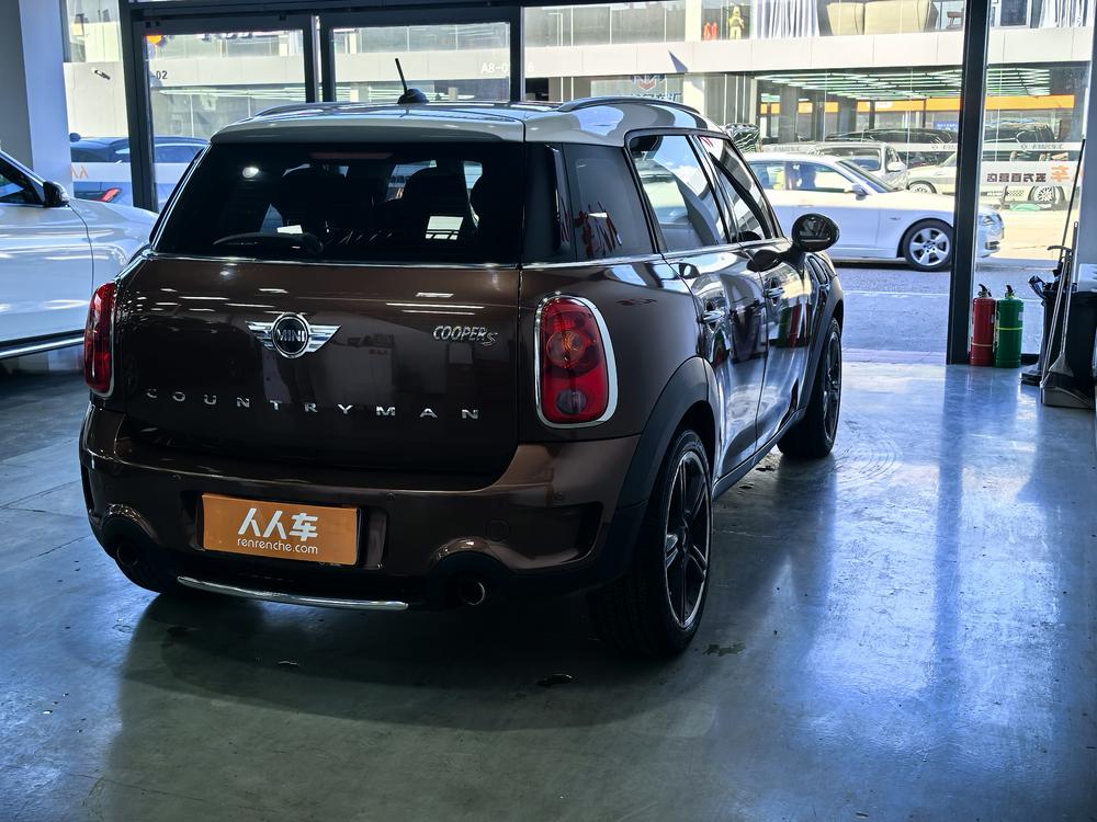 MINI MINI COUNTRYMAN