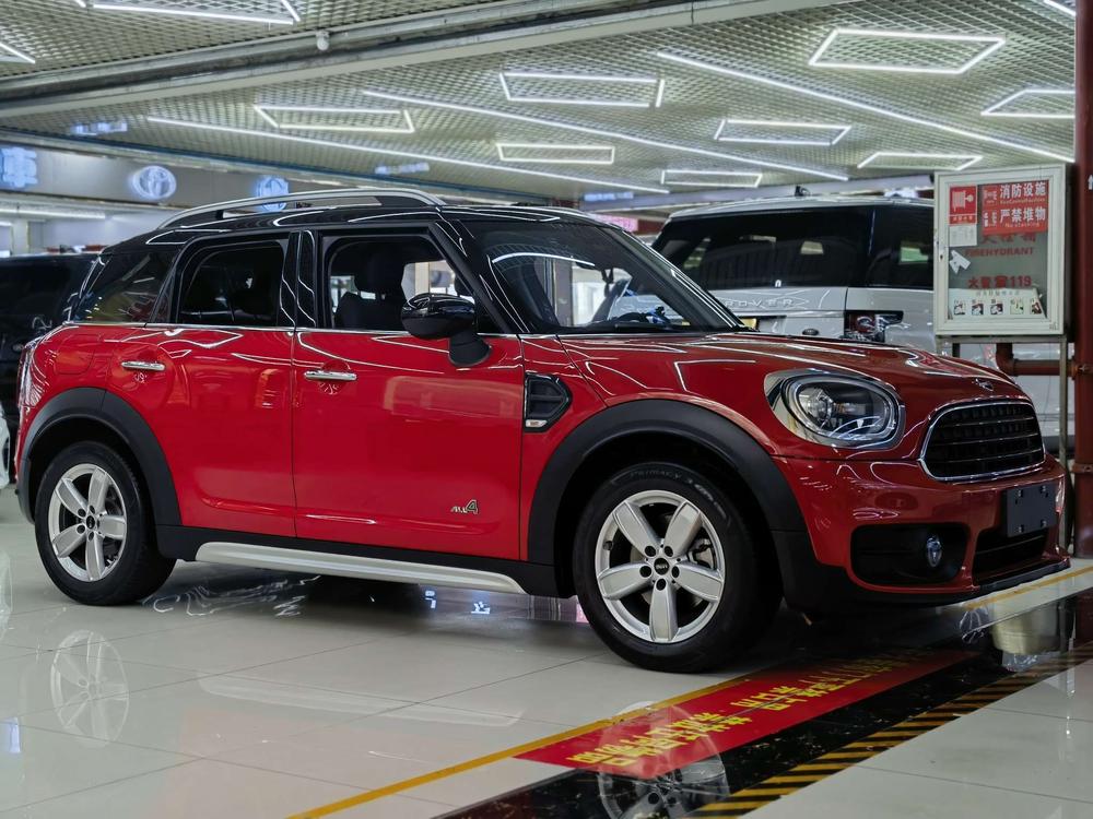 MINI MINI COUNTRYMAN