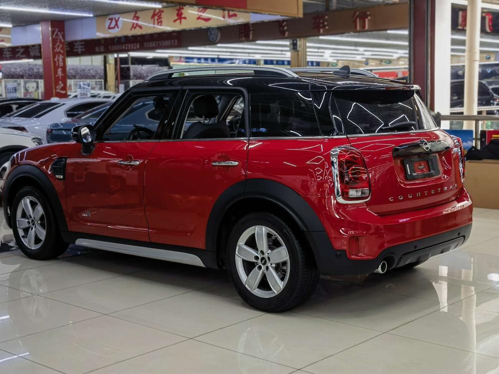 MINI MINI COUNTRYMAN