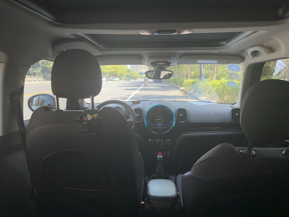 MINI MINI COUNTRYMAN