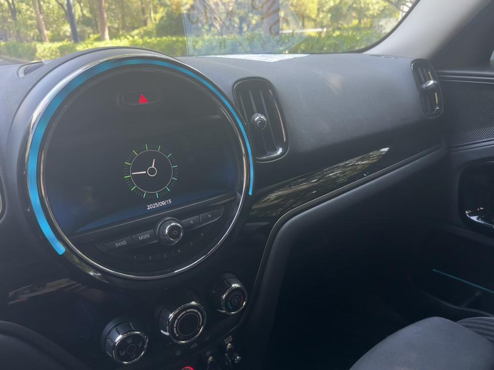 MINI MINI COUNTRYMAN