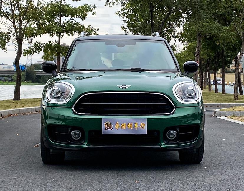 MINI MINI COUNTRYMAN