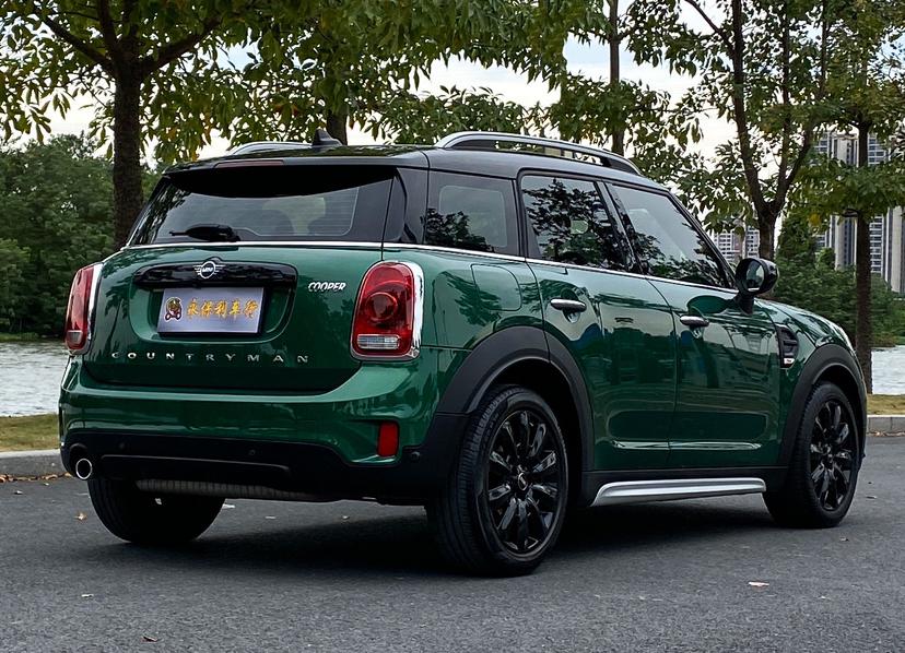 MINI MINI COUNTRYMAN