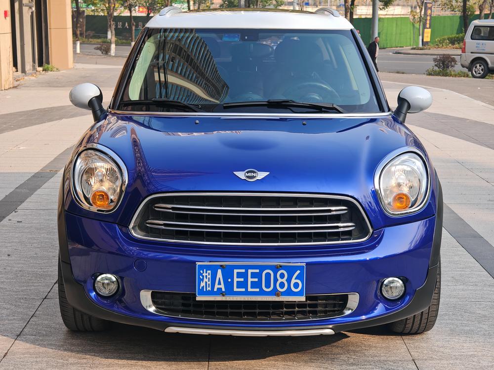MINI MINI COUNTRYMAN