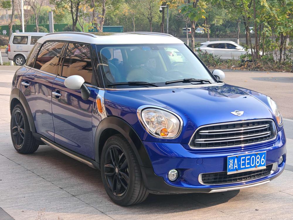 MINI MINI COUNTRYMAN