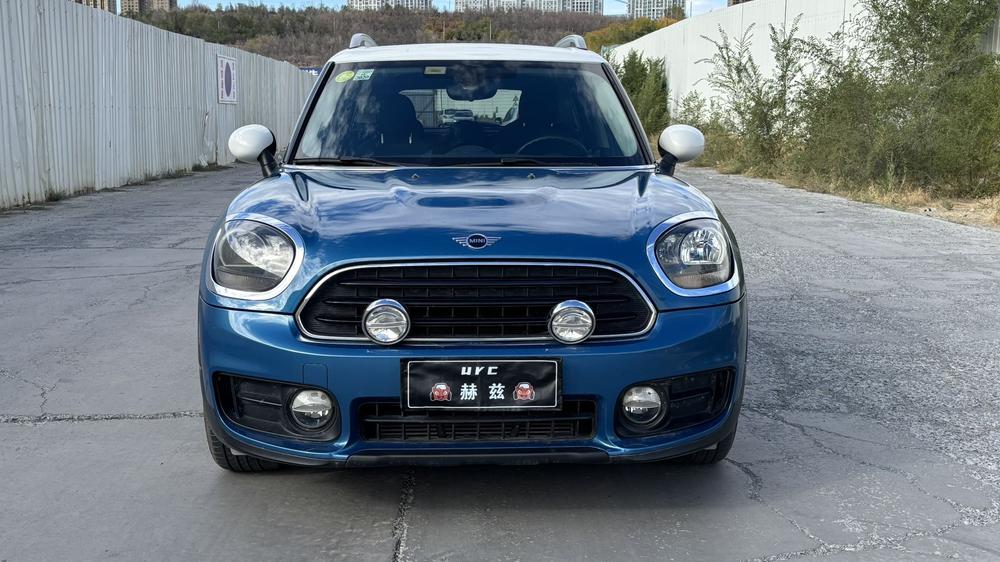 MINI MINI COUNTRYMAN