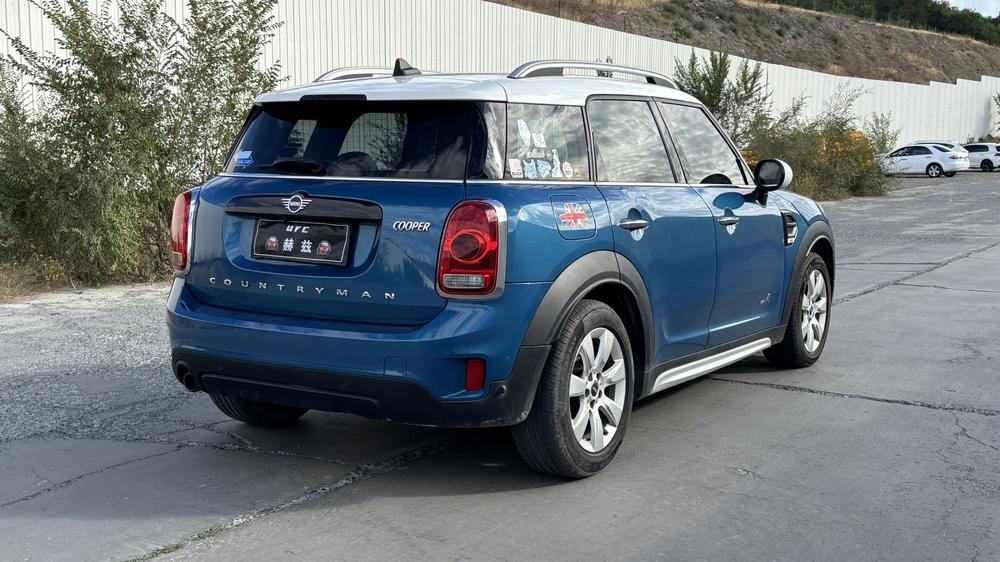 MINI MINI COUNTRYMAN
