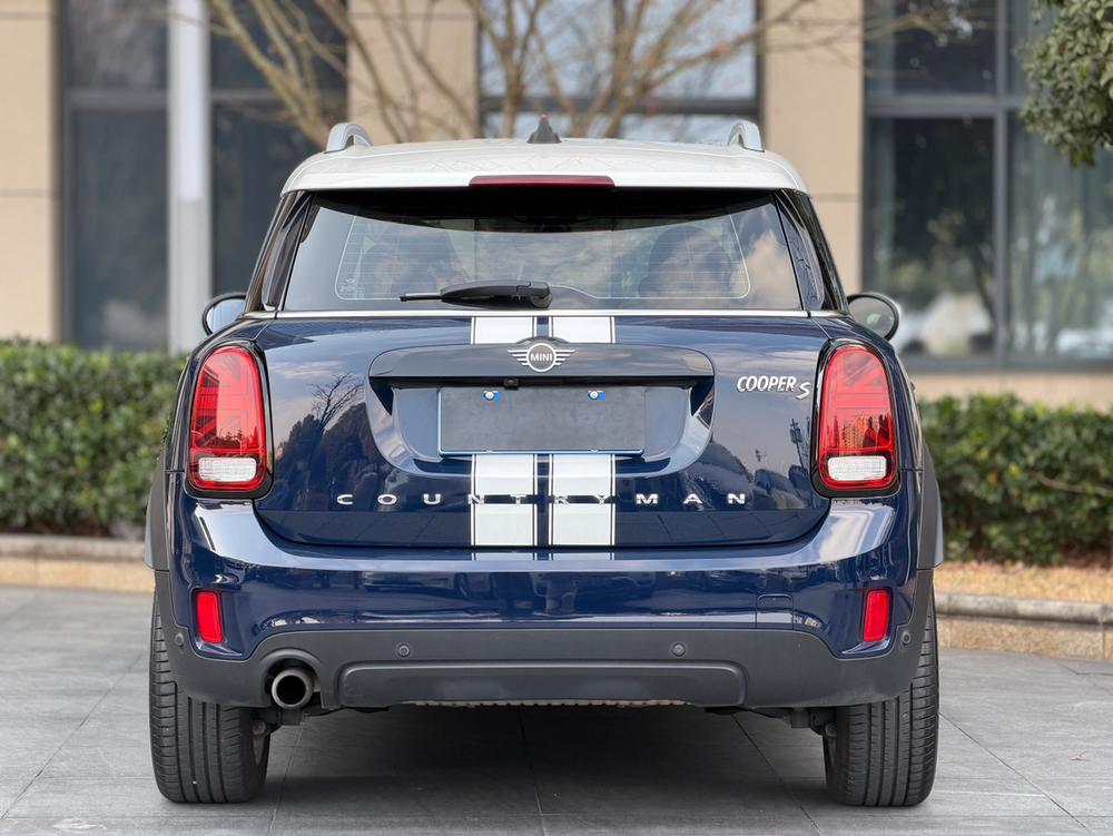 MINI MINI COUNTRYMAN