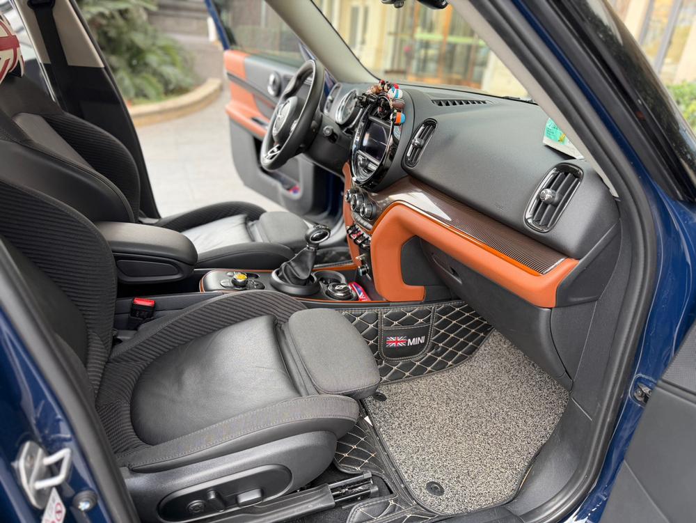 MINI MINI COUNTRYMAN